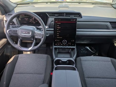 Used 2025 GMC Terrain Elevation FWD image 16