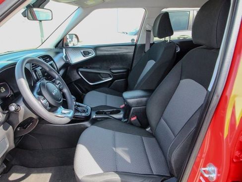 Used 2023 Kia Soul LX w/ Option Group 015 image 13