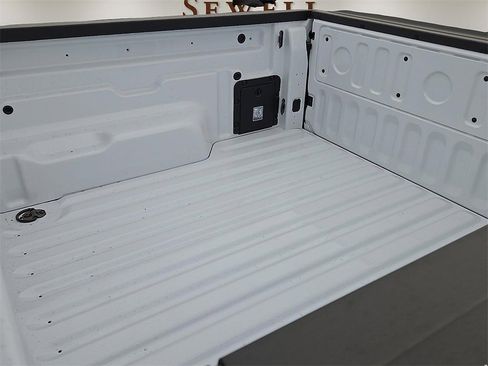 New 2025 Ford Maverick XLT w/ XLT Luxury Package image 8