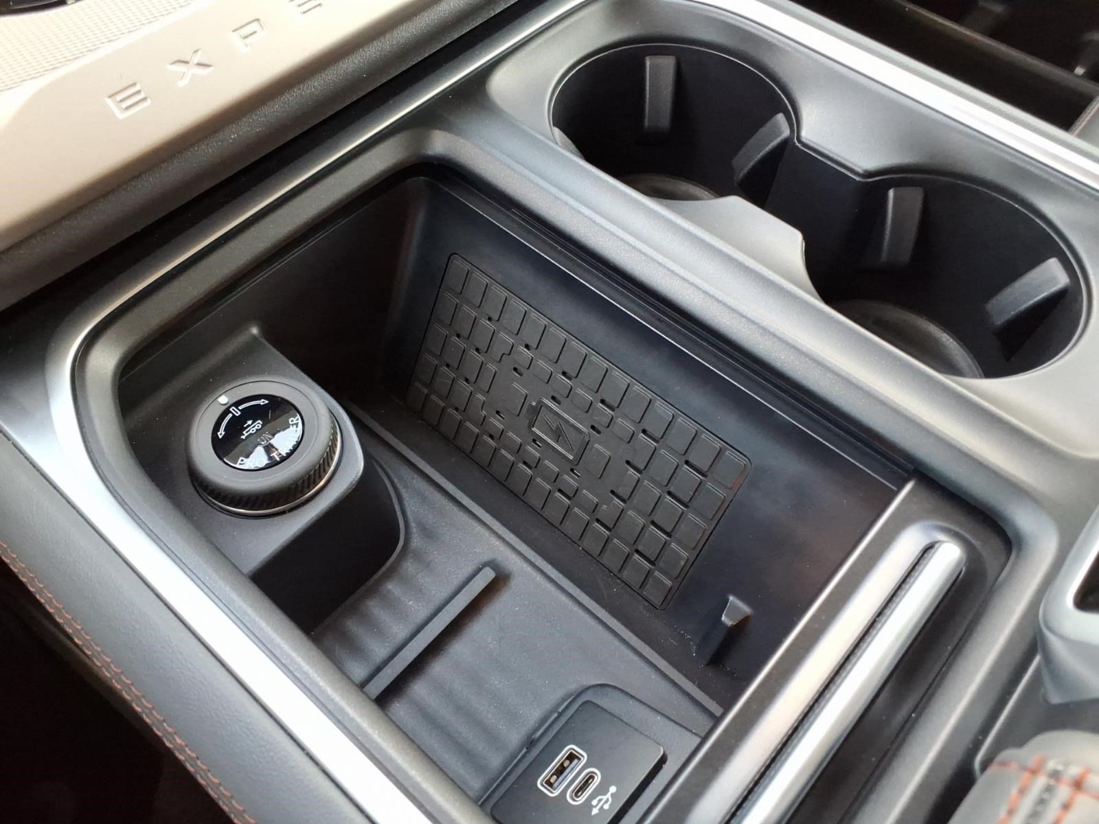 Used 2025 Ford Expedition Max Active RWD image 26