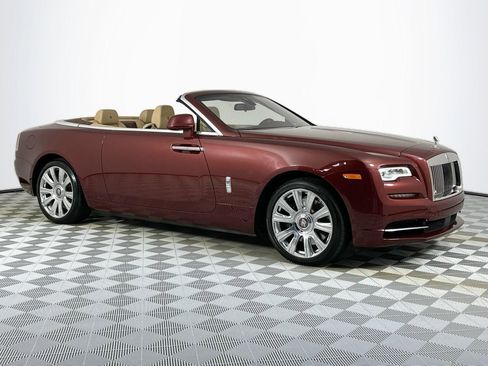 Certified 2017 Rolls-Royce Dawn RWD image 6