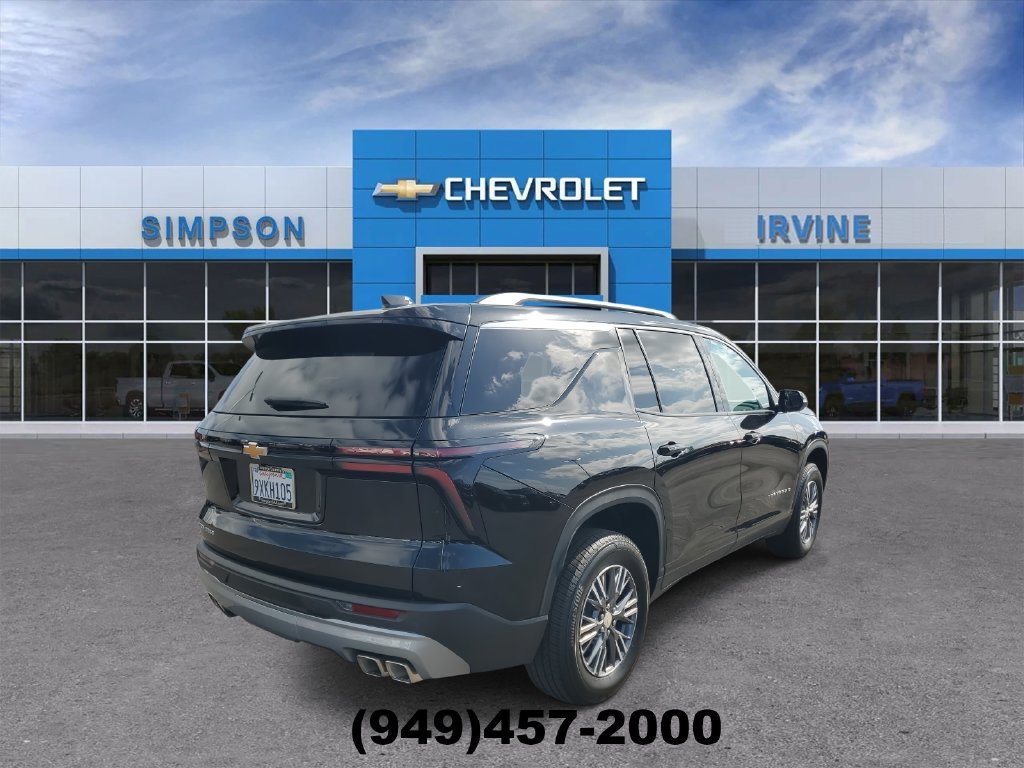 Used 2026 Chevrolet Traverse LT FWD image 8