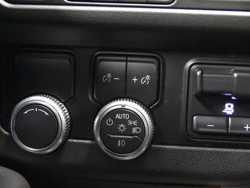 Used 2021 GMC Yukon SLT w/ SLT Luxury Plus Package RWD image 22