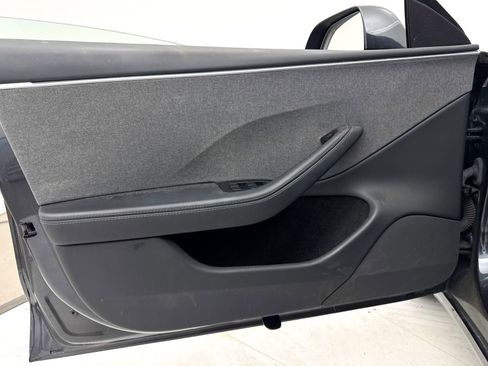 Used 2024 Tesla Model 3 Long Range RWD image 31