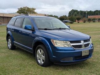 Used 2009 Dodge Journey SXT w/ Convenience Group I image 1