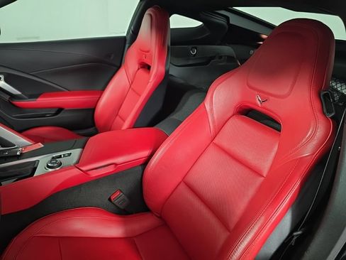Used 2019 Chevrolet Corvette Stingray Coupe w/ 2LT Preferred Equipment Group RWD image 27