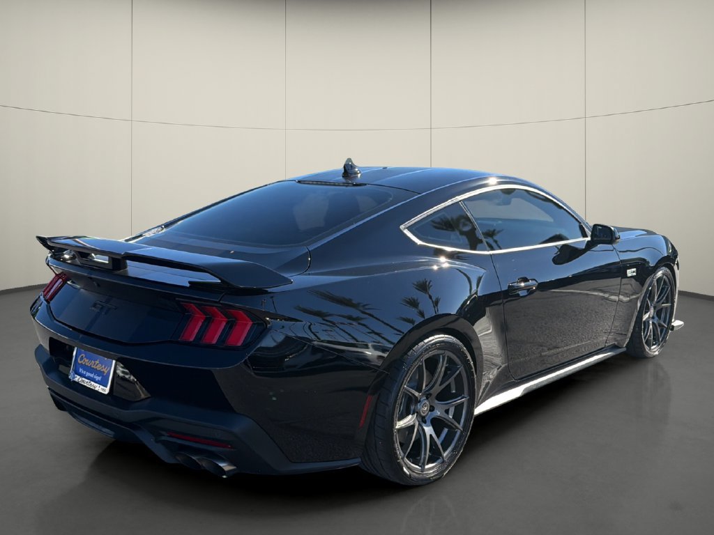 Used 2024 Ford Mustang GT RWD image 7