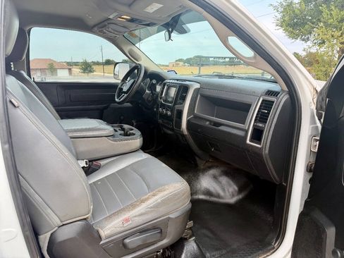 Used 2017 RAM 2500 Tradesman RWD image 12