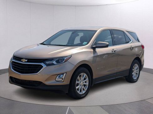 Used 2019 Chevrolet Equinox LT FWD image 1