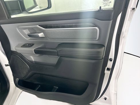 Used 2021 RAM 1500 Big Horn image 31