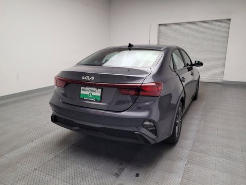 Used 2024 Kia Forte LXS w/ LXS Technology Package image 7