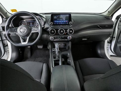 Used 2023 Nissan Sentra SV FWD image 17