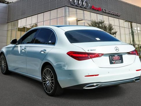 Used 2023 Mercedes-Benz C 300 Sedan image 4