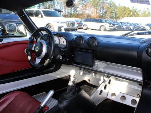 Used 2005 Lotus Elise image 16