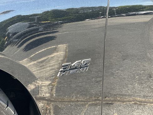 Used 2018 Dodge Charger R/T RWD image 13