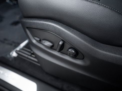 Certified 2026 Porsche Cayenne image 20