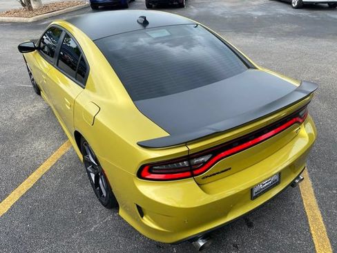 Used 2021 Dodge Charger R/T w/ Blacktop Package RWD image 11