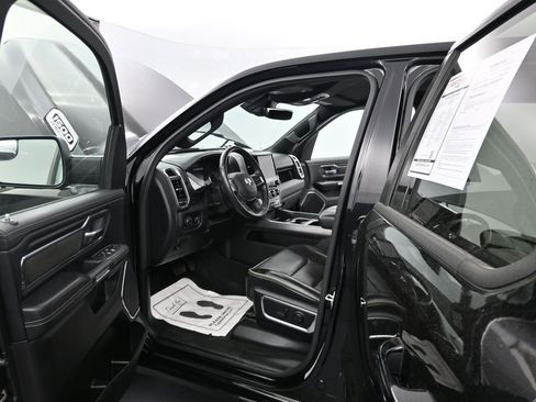 Used 2024 RAM 1500 Laramie image 15