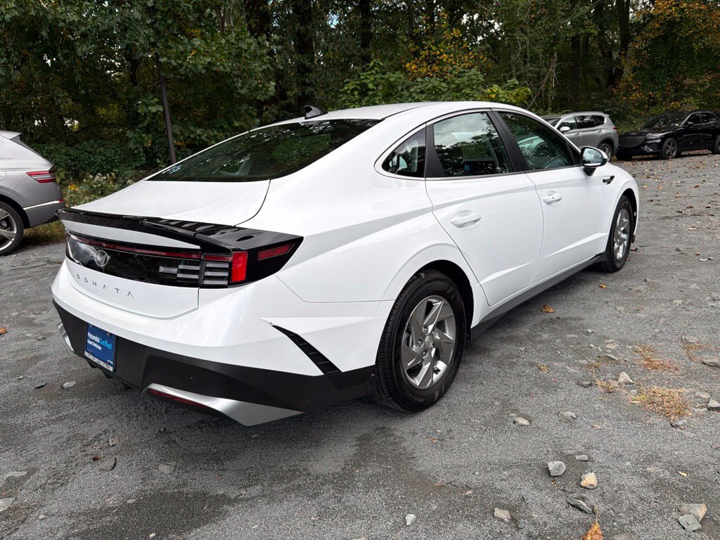 Certified 2026 Hyundai Sonata SE FWD image 3