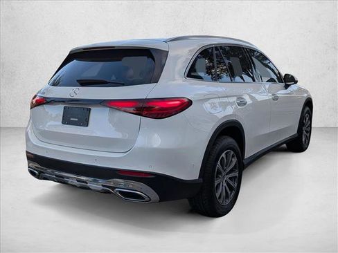 Certified 2024 Mercedes-Benz GLC 300 image 5