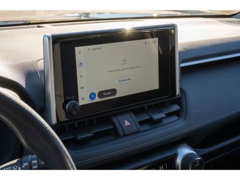 Used 2025 Toyota RAV4 XLE image 20