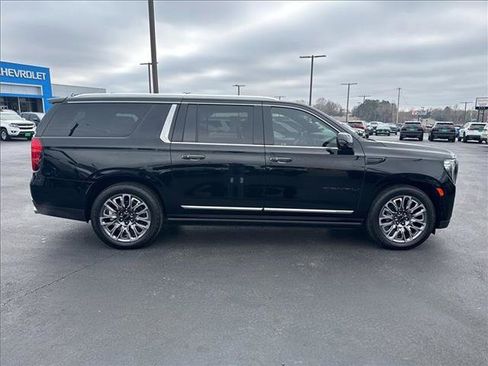 Used 2021 GMC Yukon XL Denali w/ Denali Ultimate Package image 6