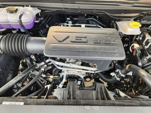 New 2026 RAM 1500 Express RWD image 25