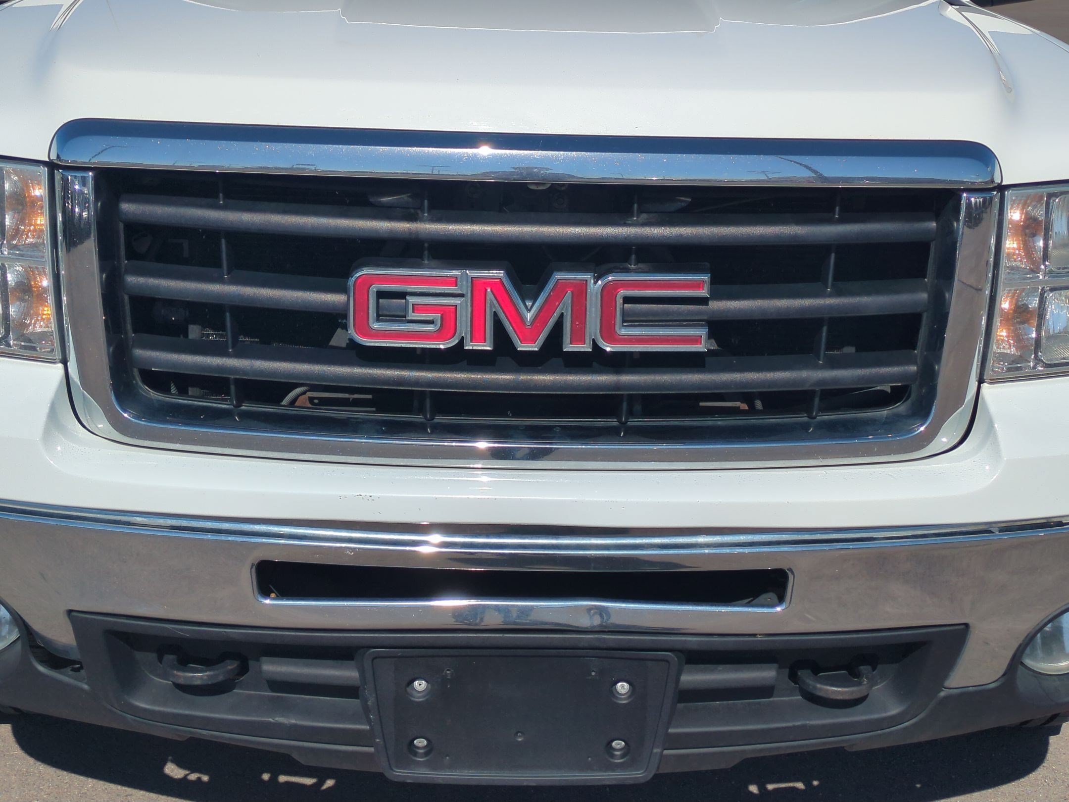 Used 2011 GMC Sierra 1500 4x4 Crew Cab Hybrid image 9