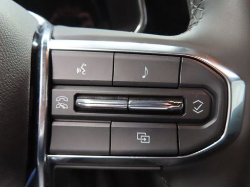 Used 2025 GMC Canyon Elevation image 41