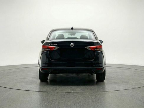 Used 2025 Nissan Versa SV image 7