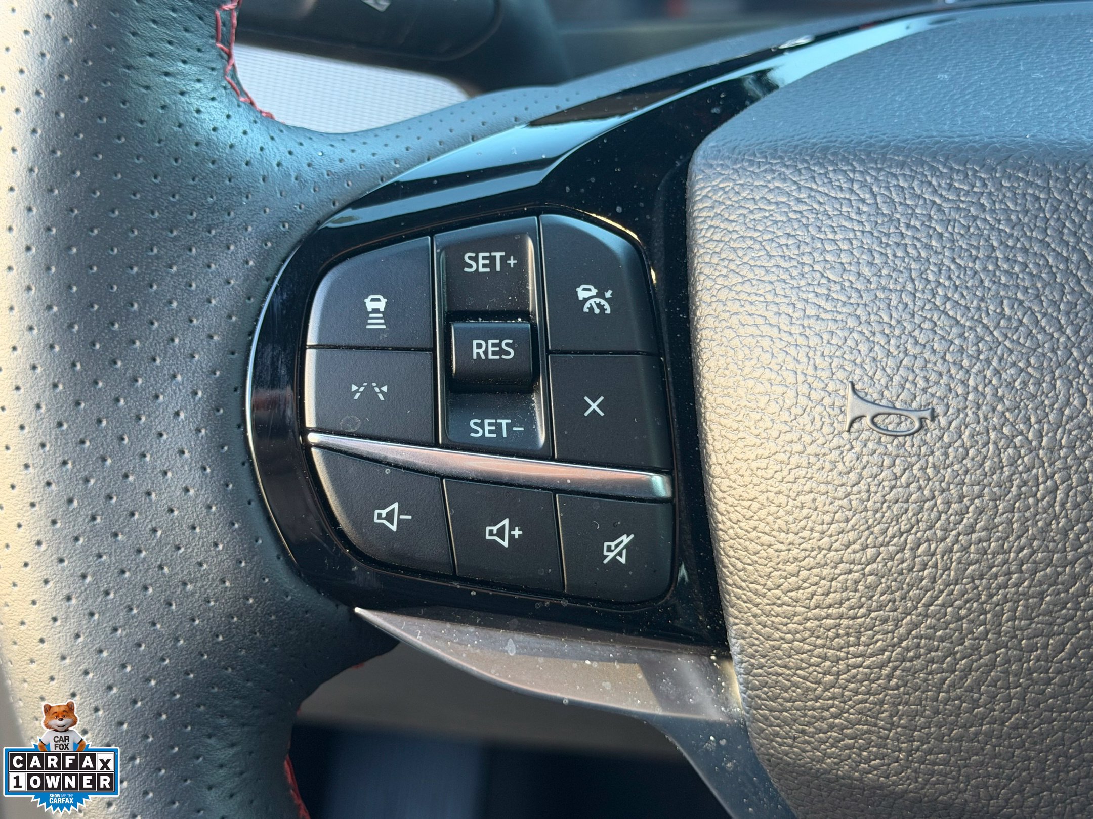 Used 2025 Ford Explorer ST-Line w/ Premium Package RWD image 13