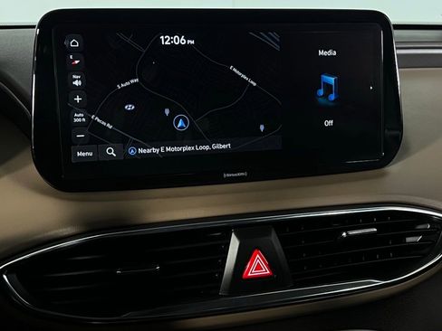 Used 2023 Hyundai Santa Fe SEL Convenience image 18