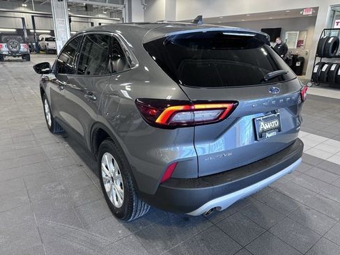 Used 2024 Ford Escape Active image 8