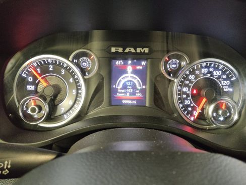 Used 2019 RAM 1500 Big Horn image 23