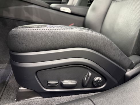 Certified 2023 Porsche Panamera 4 image 31