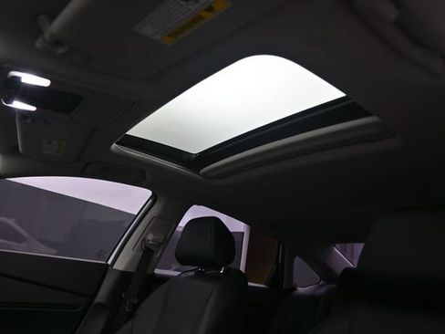 Used 2024 Honda Accord Touring image 28