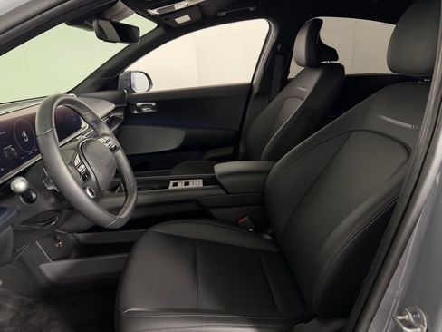 Used 2025 Hyundai Ioniq 6 SEL image 22