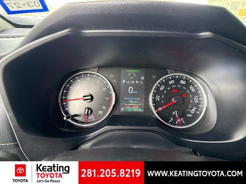 Used 2021 Toyota RAV4 LE FWD image 16