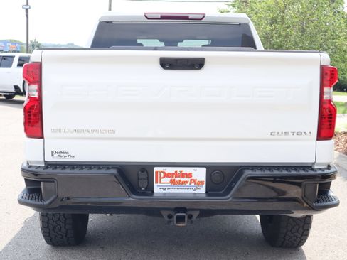 Used 2022 Chevrolet Silverado 1500 Custom Trail Boss AWD/4WD image 8