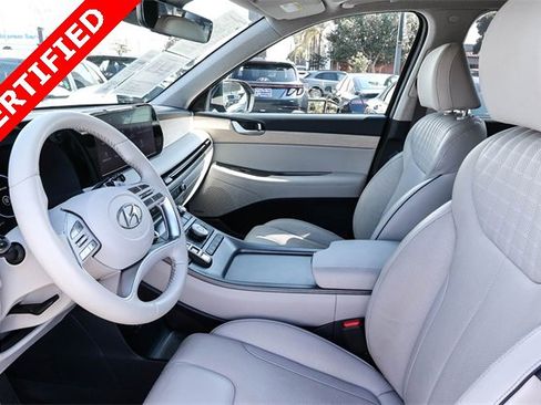 Certified 2023 Hyundai Palisade Limited image 19