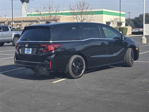 New 2026 Honda Odyssey Sport-L image 4