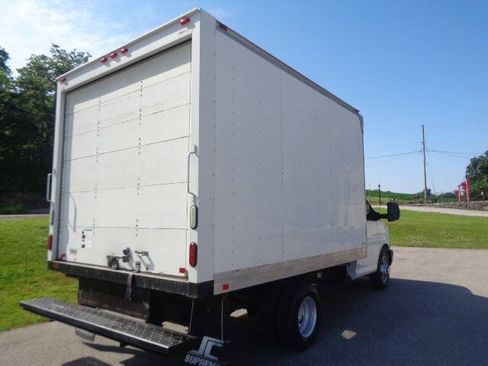 Used 2014 Chevrolet Express 3500 RWD image 6