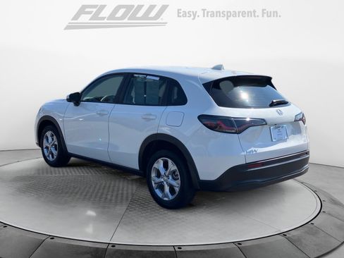 Certified 2024 Honda HR-V LX image 6