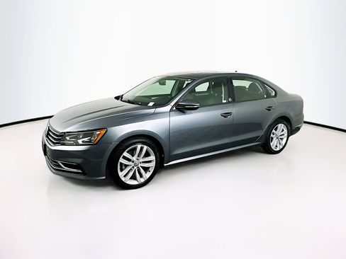Used 2019 Volkswagen Passat 2.0T Wolfsburg FWD image 4