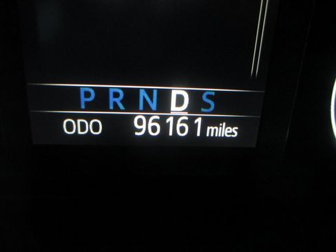 Used 2022 Toyota Sequoia SR5 w/ Premium Package image 30