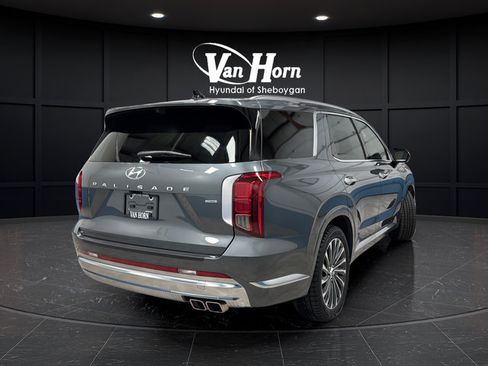 Used 2024 Hyundai Palisade Calligraphy AWD/4WD image 7