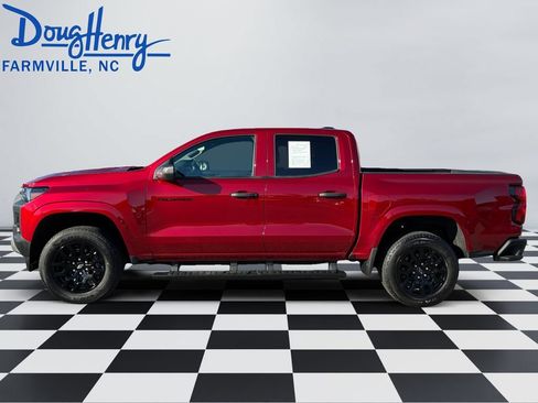 Used 2025 Chevrolet Colorado W/T w/ WT Custom Package RWD image 2