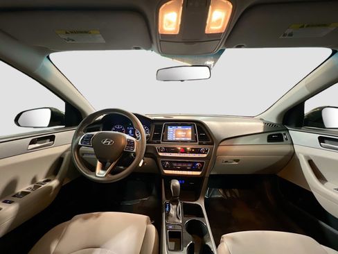 Used 2019 Hyundai Sonata SE FWD image 14