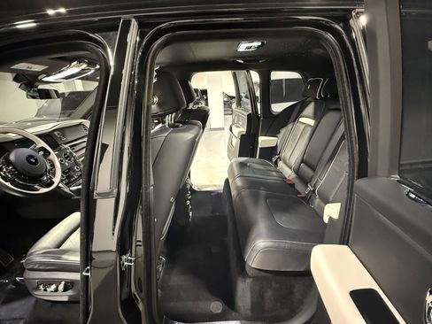 Used 2023 Rolls-Royce Cullinan image 54