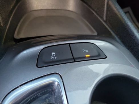 Used 2025 Chevrolet Malibu RS FWD image 24